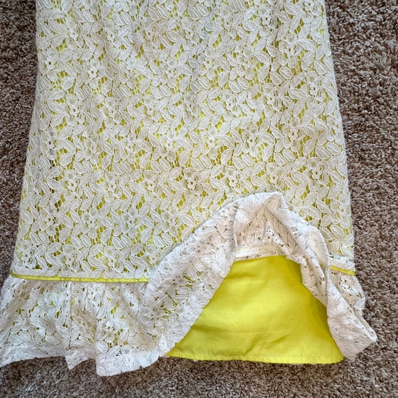 Anne Taylor Loft, White Floral Lace/ Yellow-Green Lining Dress, Size 6 - Picture 8 of 9
